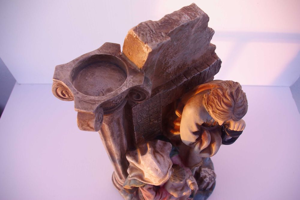 Sagrada Família, Escultura material Sintético/acrílico pintado.