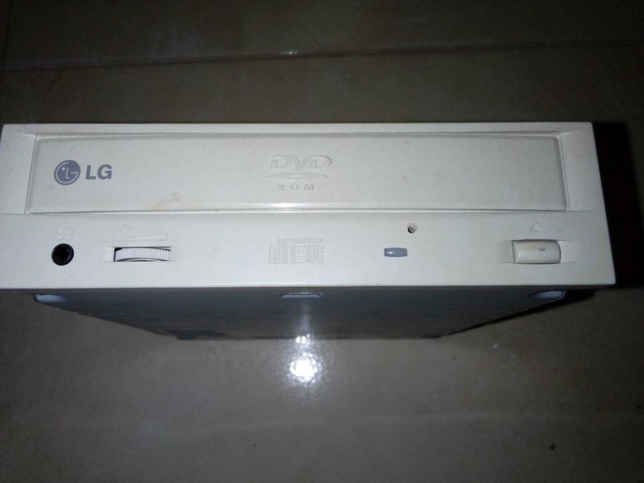 Leitores de DVD-ROM internos