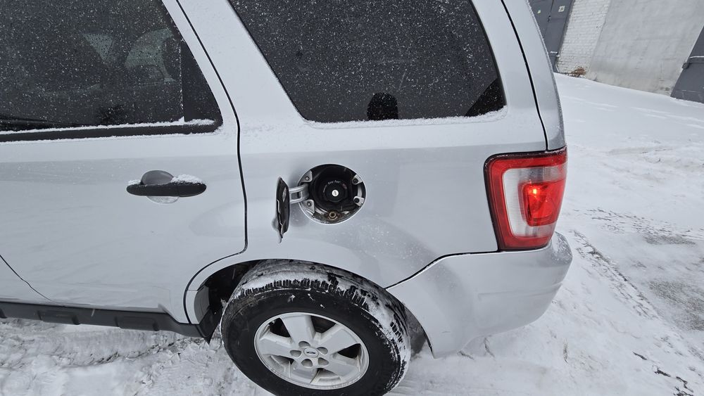 Продам Ford Escape 2010