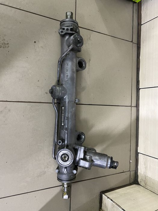 Mercedes w 203 209 c клас рульова рейка