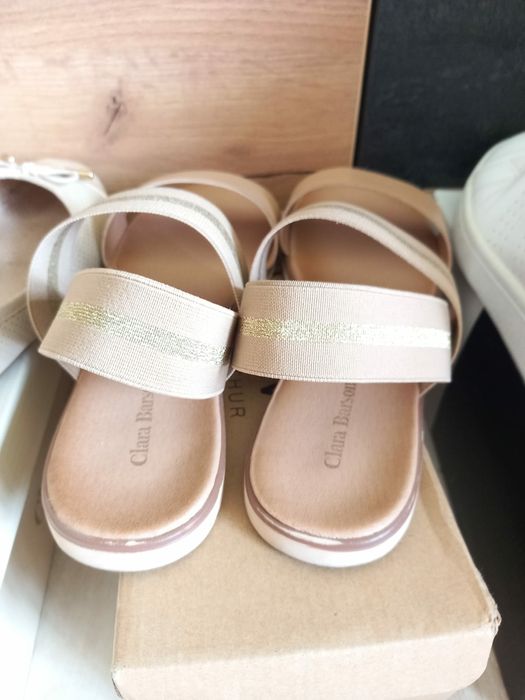 Buty r39 Adidas, Graceland, Clara Baron, Vevio zestaw