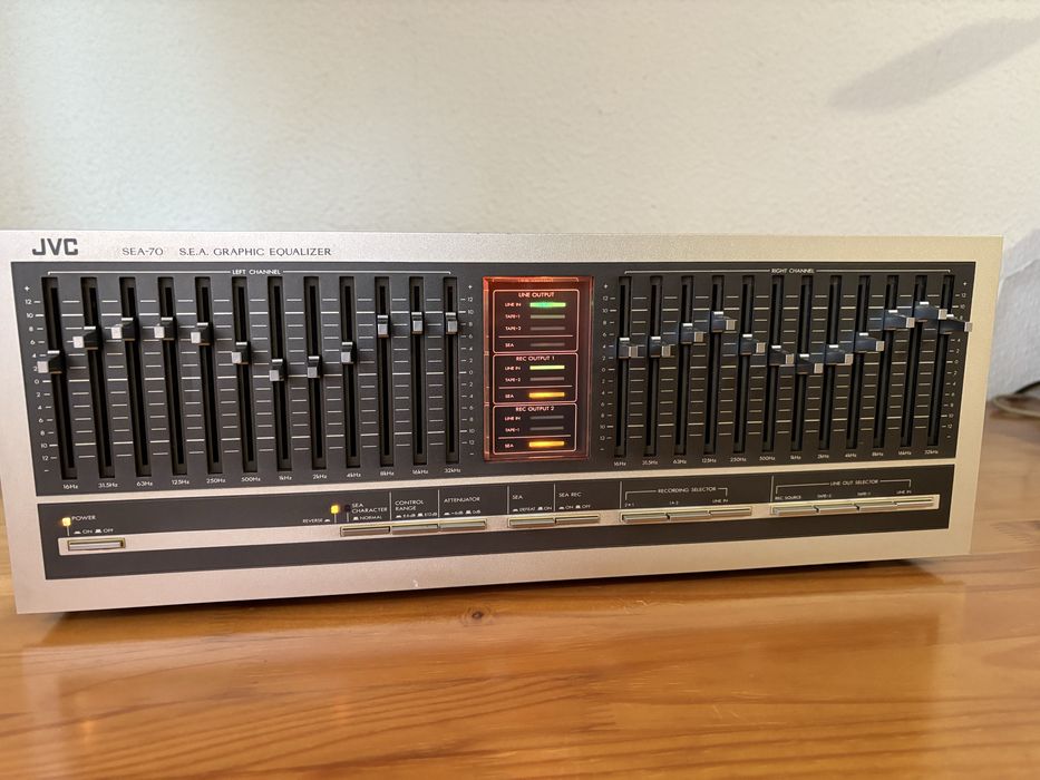 Equalizador JVC SEA-70