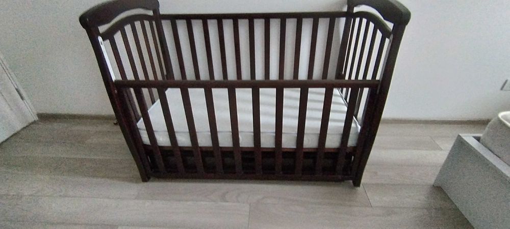 дитяче ліжечко дитяче ліжечко з матрацом