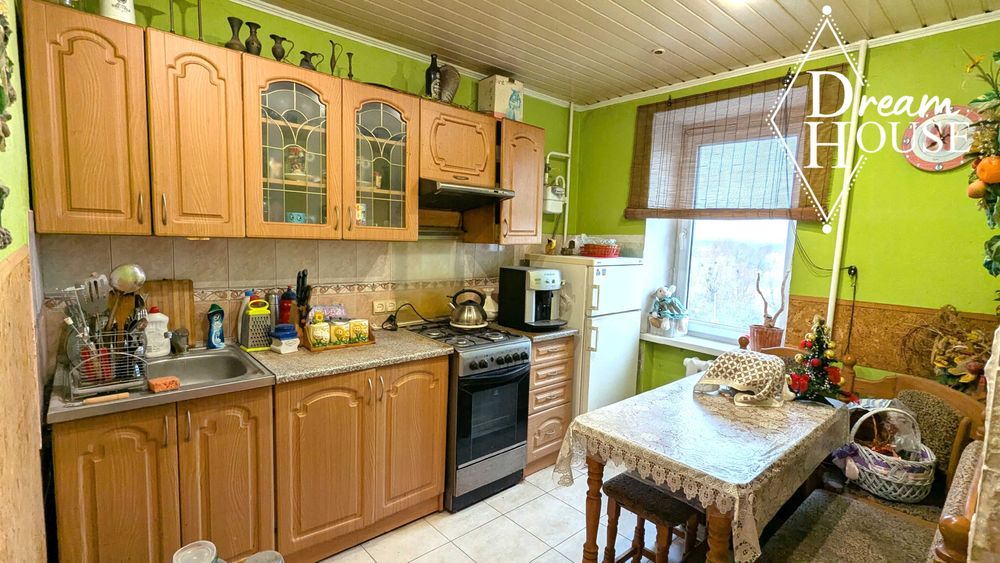 Продам 2-кімнатну квартиру по вул.Луцька