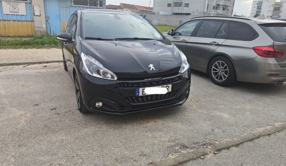 Peugeot 208 Gt line automático
