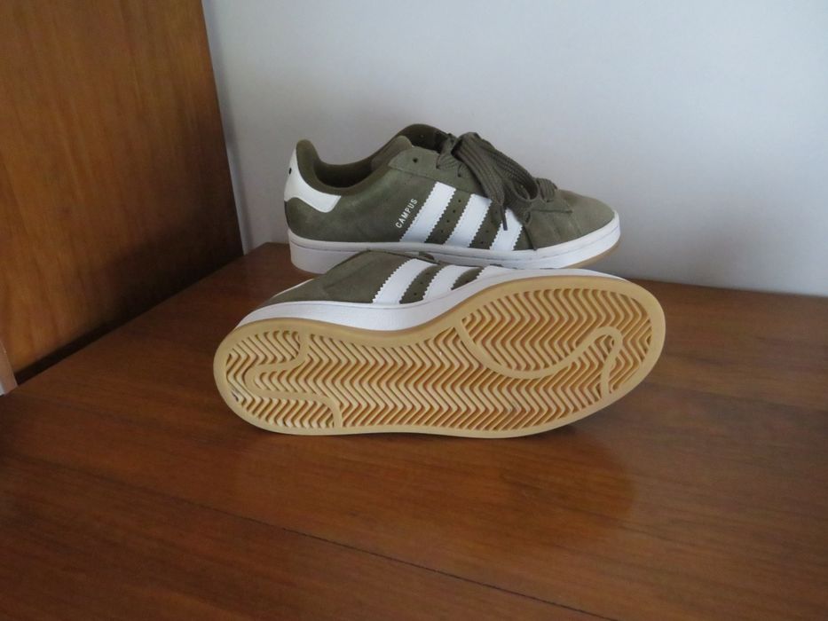 Adidas Campus 00s Olive / Cloud White / Gum (Verde Oliva/Branco) - Tam