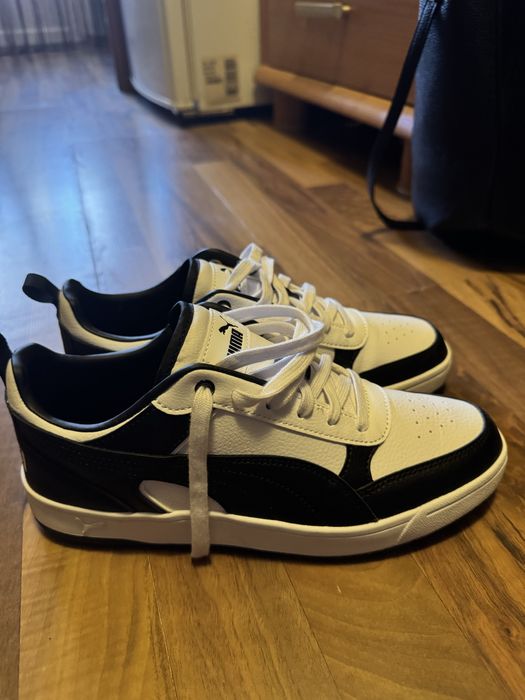 Продам кросівки