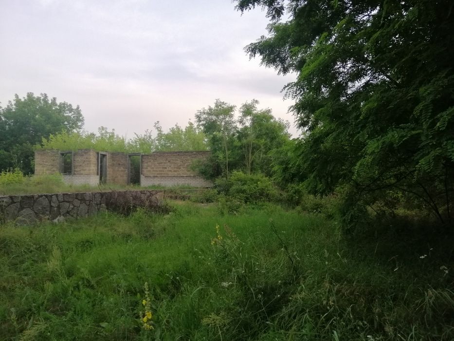 Продам земельну ділянку під забудову