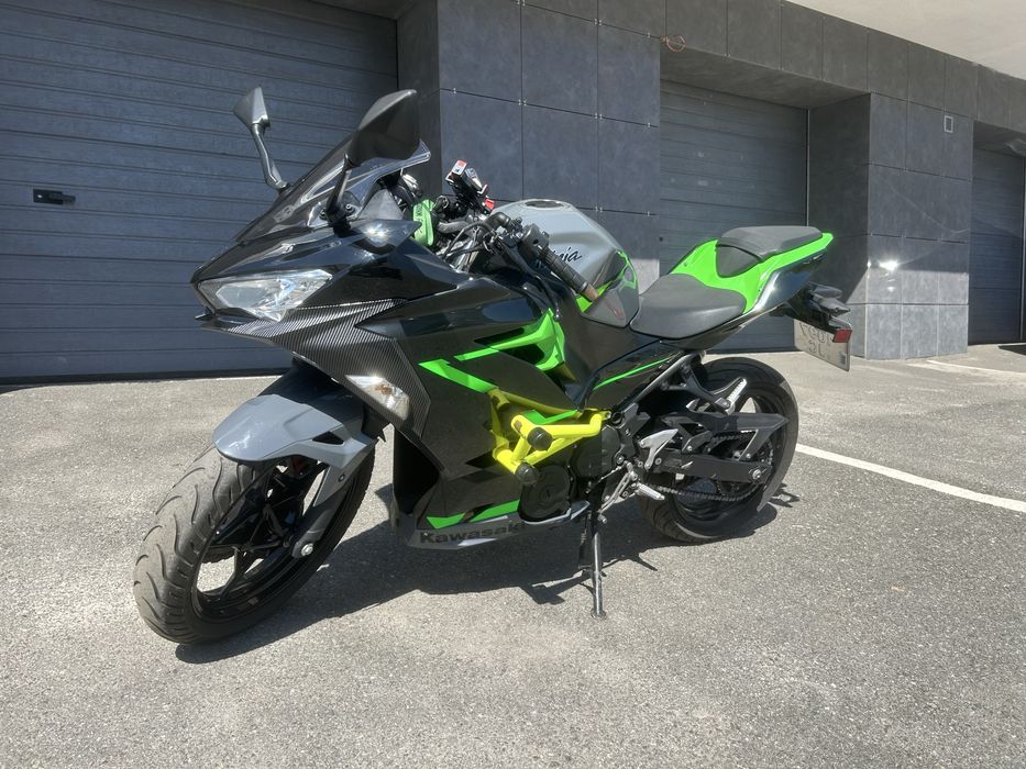 Kawasaki ninja 400 2018