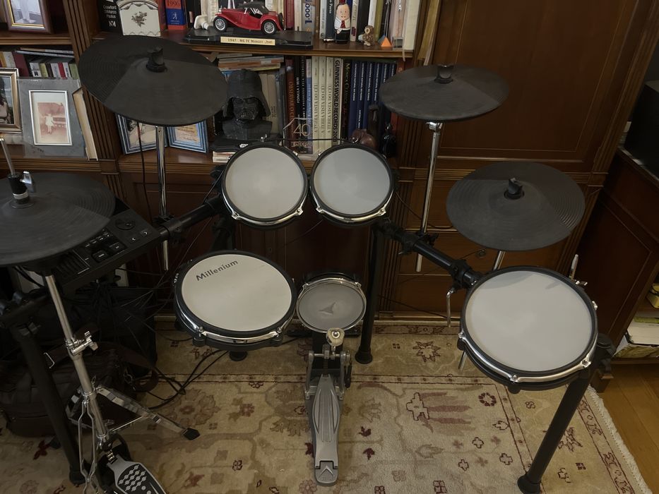 Bateria eletrónica Millenium MPS-850