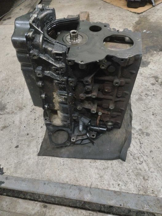 Головка колінвал Форд ford 1.8 tdci