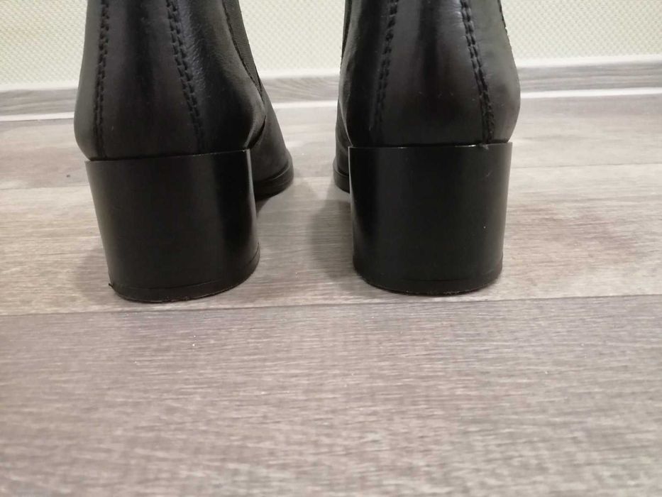 Ботинки жіночі шкіряні Tamaris 38р.