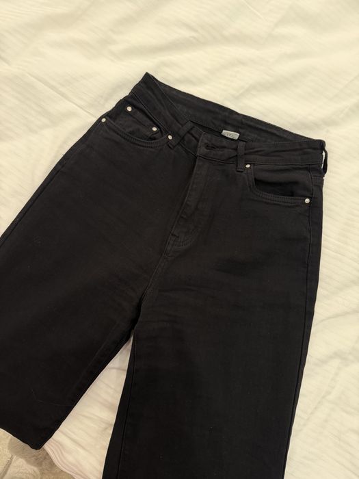 Чорні джинси M