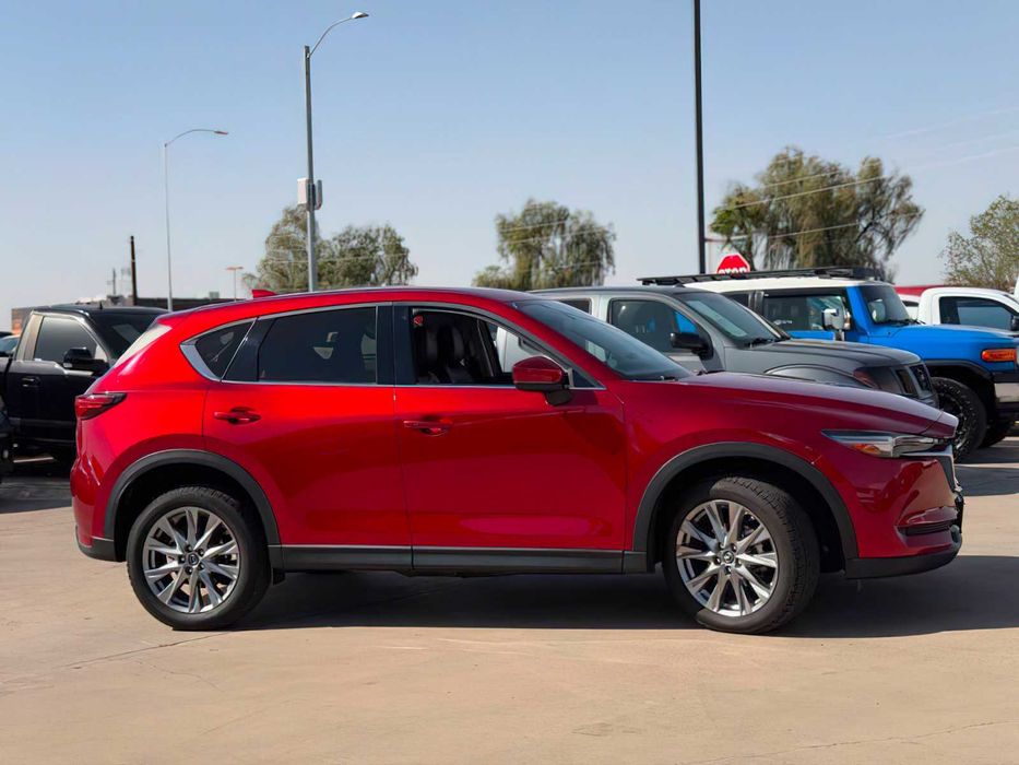 Mazda CX-5 Touring      2021