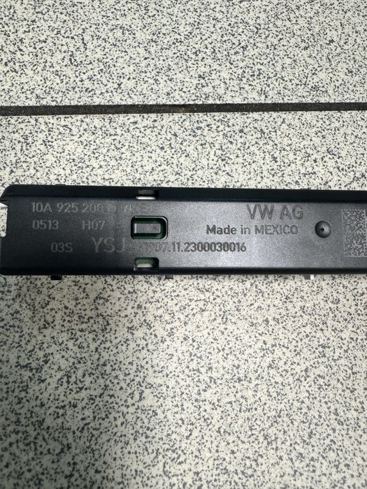 Дісплей VW ID.4 кнопки клімат контролю USA