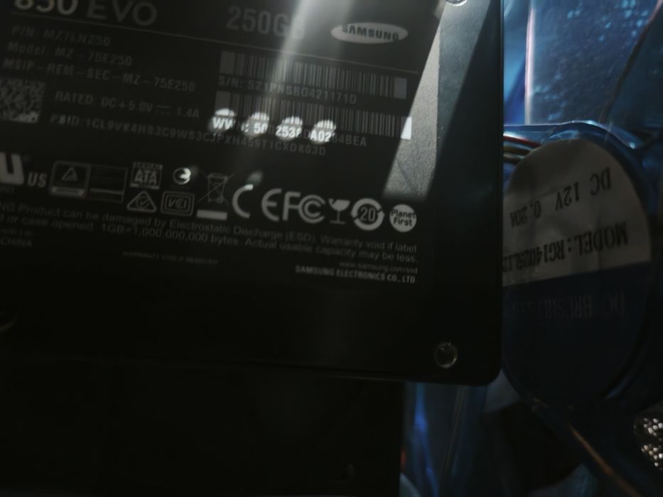 Torre pc gaming i5 9400f + 32gb ddr4 + 1060 3gb + 1tb HDD + 250gb SSD