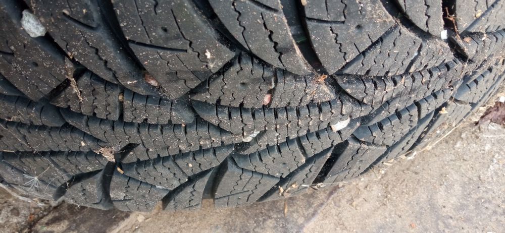 Колеса шини резина Chevrolet cruz 5 105 16   205 60 16