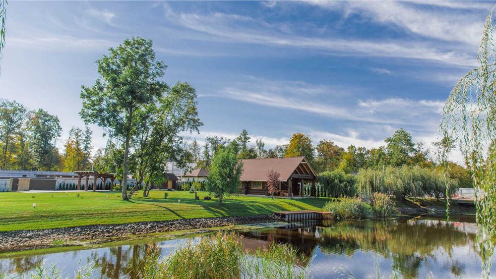 Ділянка 25 соток у котеджному містечку “Azimut River Club” річка, парк
