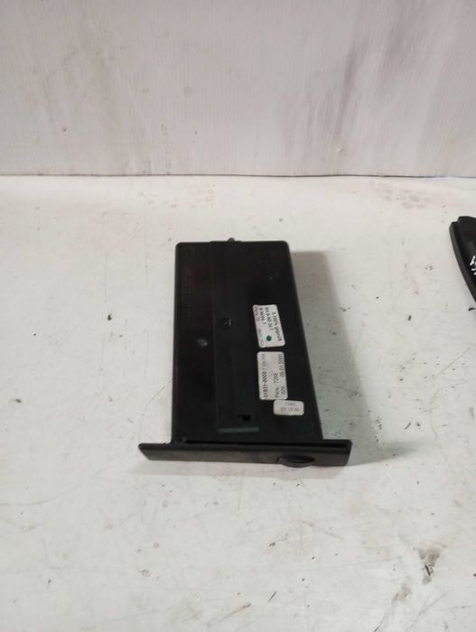 Pousa Copos / Porta-Copos BMW Série 5 (E60 / E61)