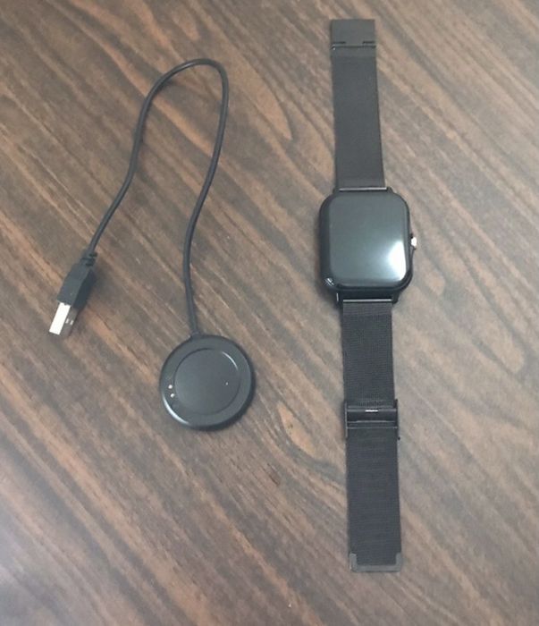 Smartwatch preto + carregador magnético