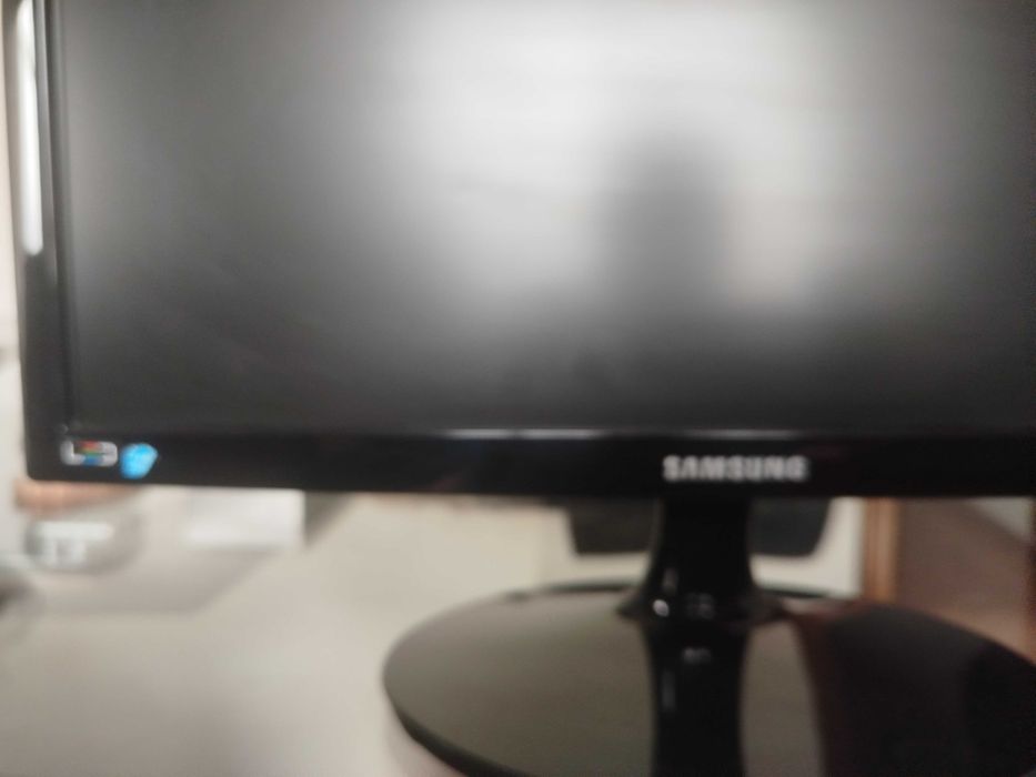 Ecrã monitor Samsung para PC.