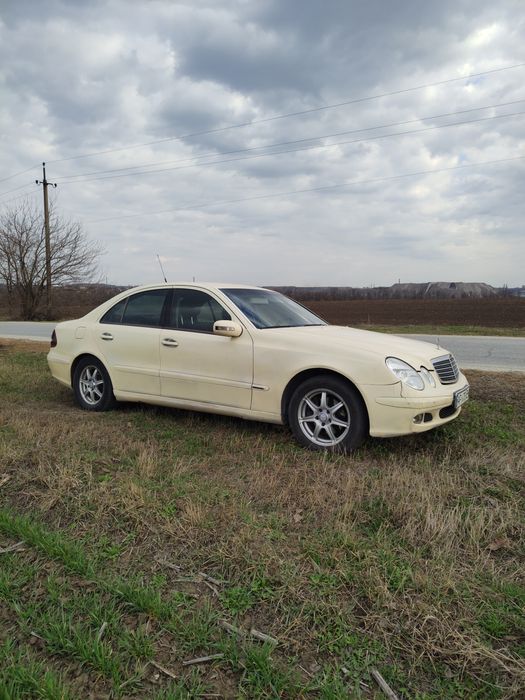 Продам Mercedes w211