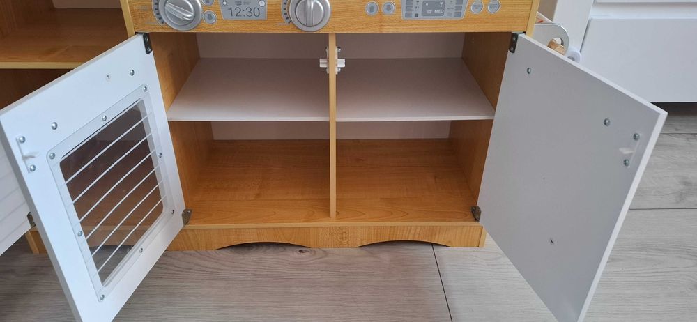 Duza kuchnia drewniana