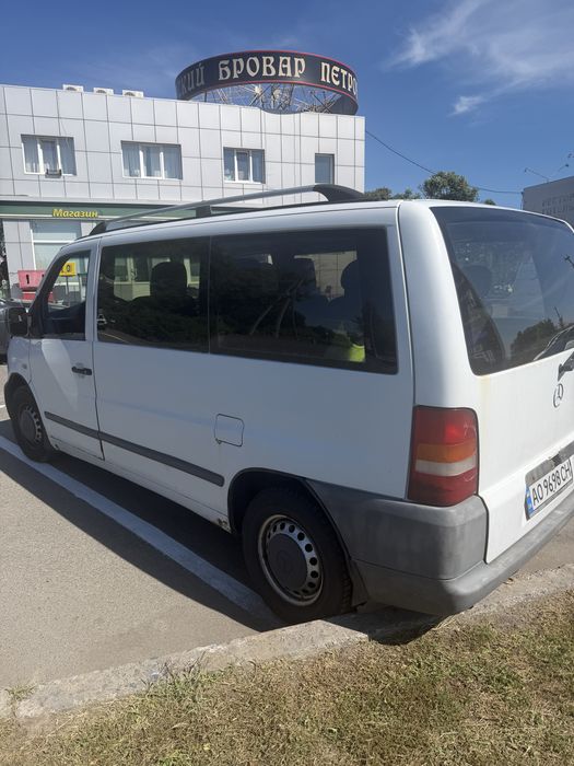 Мерседес Віто пасажир
