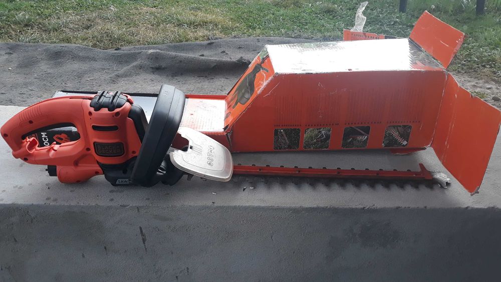 Nożyce do  żywopłotu Black Decker