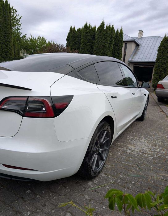 Tesla Model 3 60 kVt LPF 2022