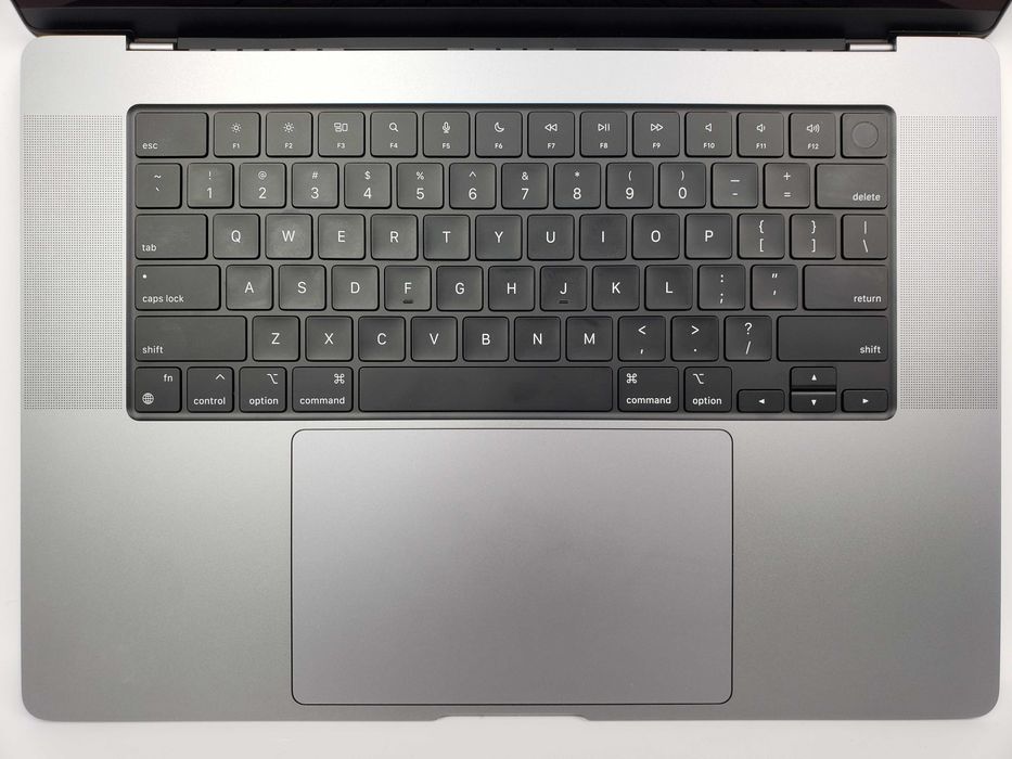 MacBook Pro 16 2021 Space Gray M1 Pro 32GB 512GB SSD 13 ЦИКЛІВ