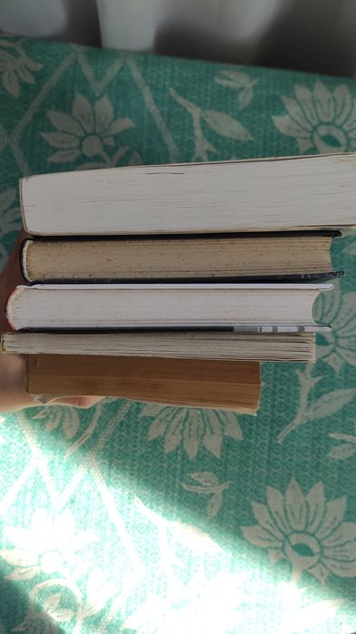 5 книг за 300грн