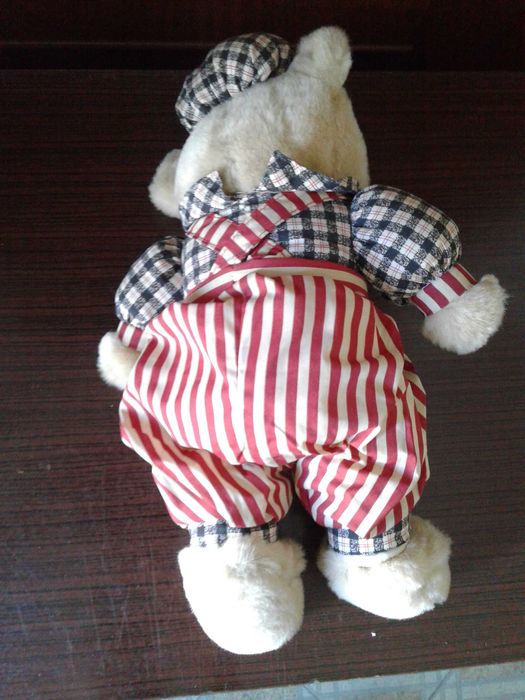 Bonecos de peluches para crianças ou decoração, como NOVOS!