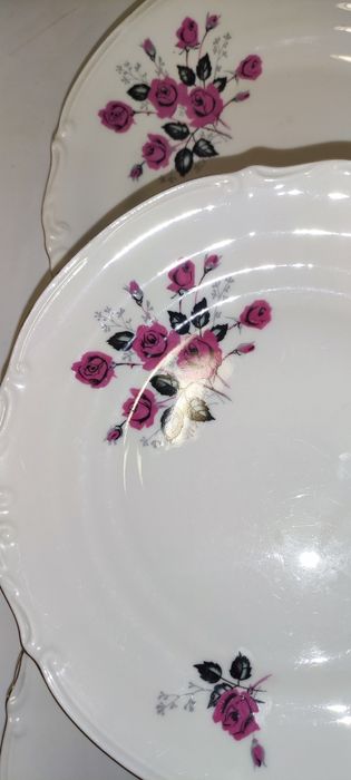 Chodzież Alicja 6 szt. talerzy sygn kalka róże 19 cm