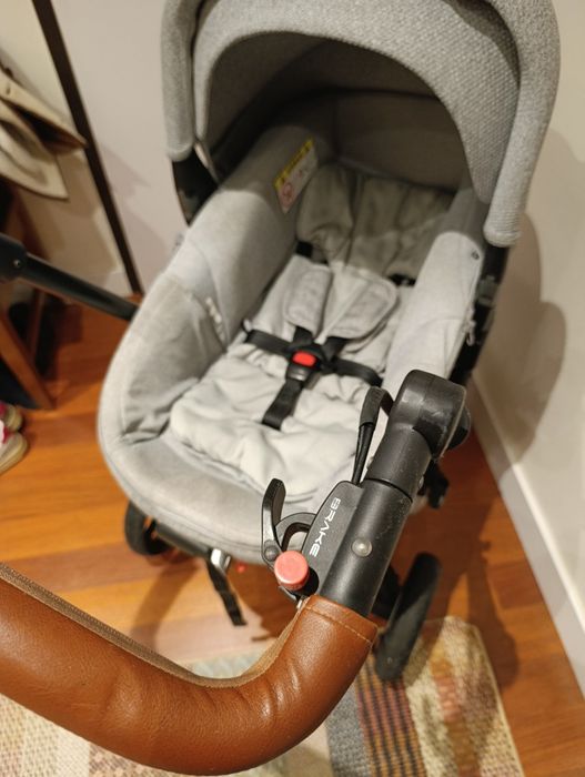 Carrinho de Bebé Jané Matrix Light 2 (Ovo+Alcofa)