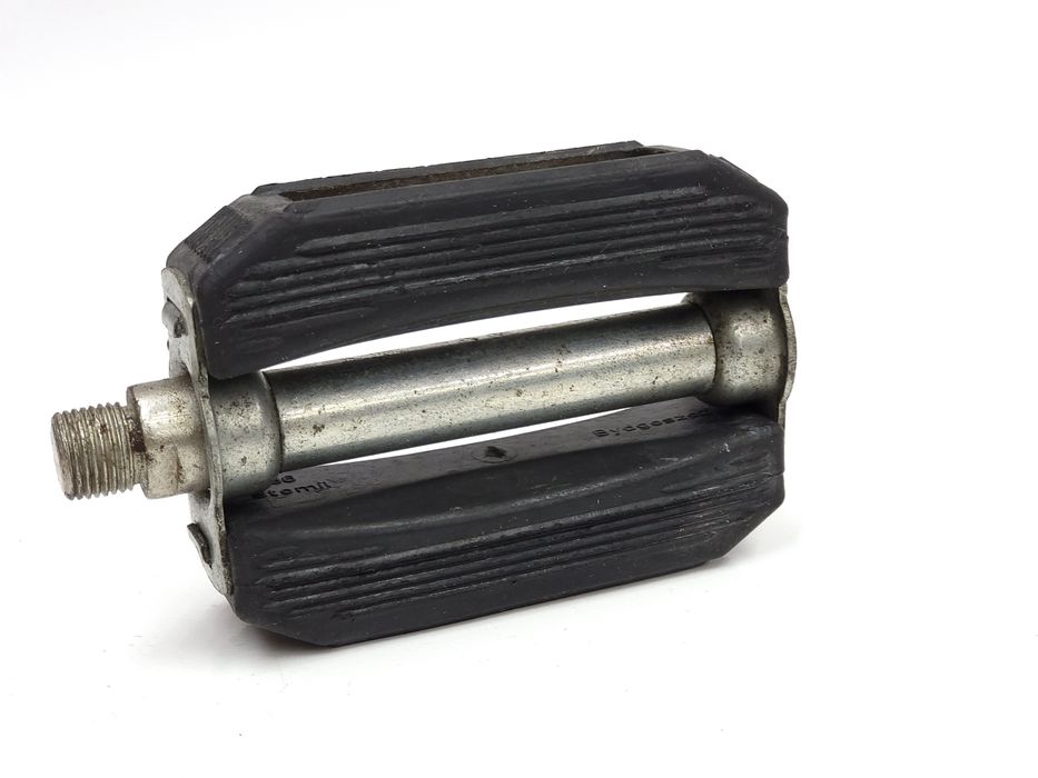 NOWY Pedał prawy odblaski CIBIE Romet Universal Tyler PRL