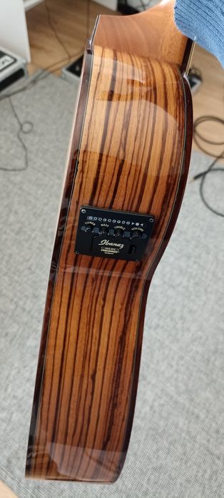 Guitarra Ibanez Electro-acústica AEW40-ZW NT