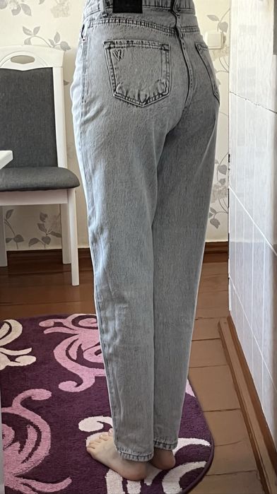 Джинси жіночі світло сірі