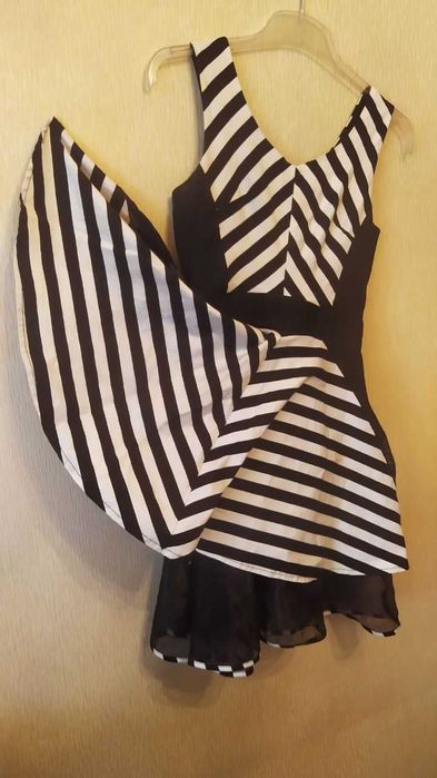 Стильное летнее платье