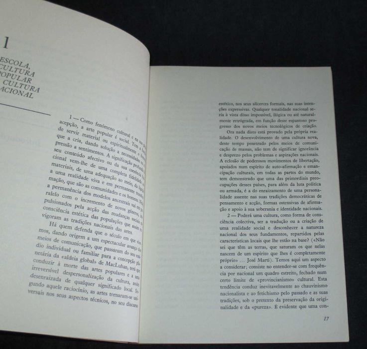 Livro Artes e Tradições de Viana do Castelo Terra Livre