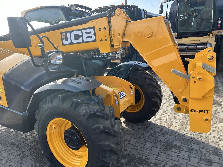 Телескопічний навантажувач JCB 535-95
