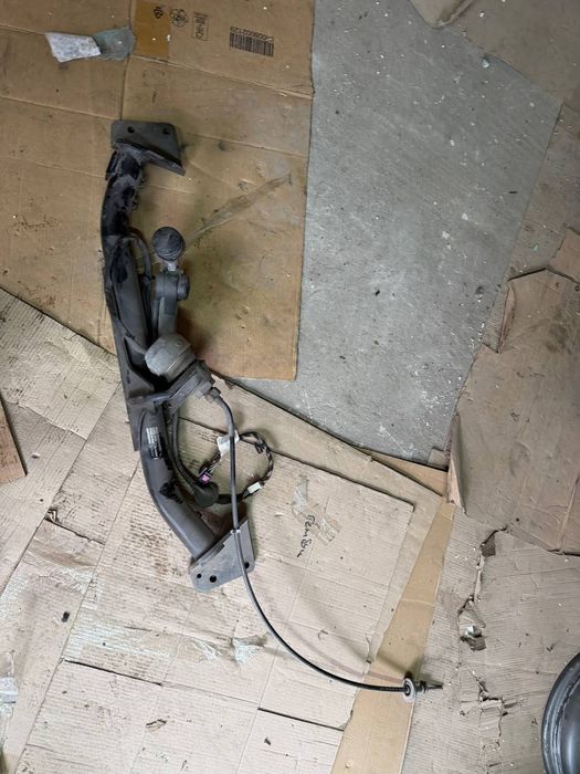 Фаркоп Mercedes Benz A-176, b-242, 246 / Фаркоп Мерседес