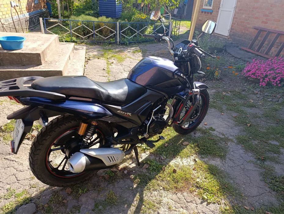 Продам мотоцикл Lifan Cityr 200