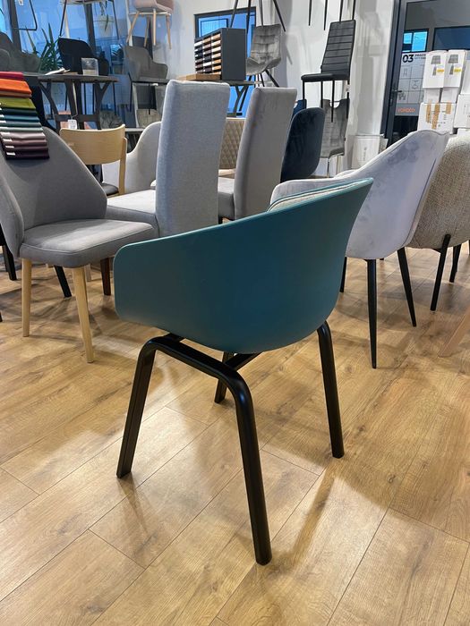 Krzesło CHICAGO 4  – designerskie, kubełkowe, stalowe nogi  ( K CHICAGO4 - BLUE - BLACK )