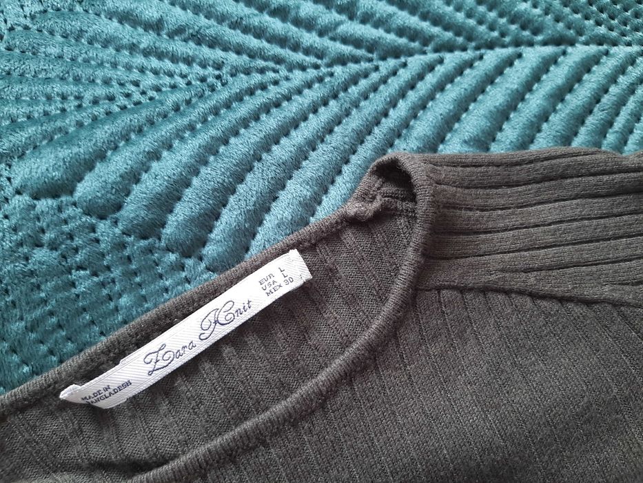 Sukienka dzianinowa prążki Zara