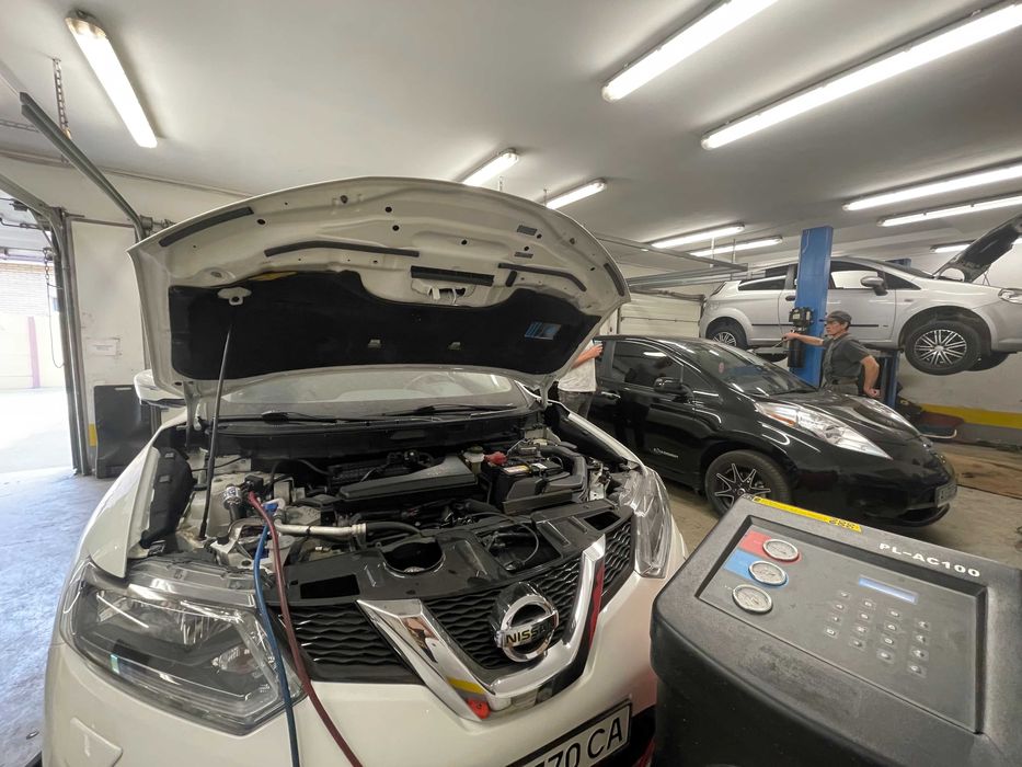 Автосервіс. Розвал 3Д. Фарбування автомобілів.  СТО.