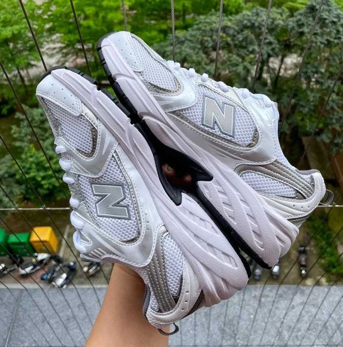 New Balance NB MR530 AD Srebrny r.37.5
