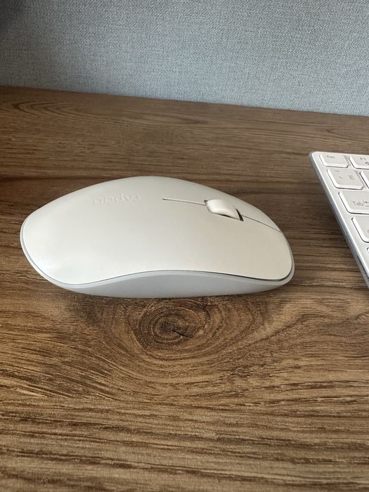 Rapoo бездротова клавіатура і миша Bluetooth, комплект E9100M + M200 (не Logitech, A4Tech, HP), б/в