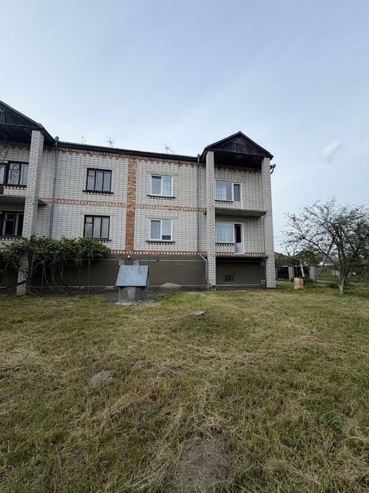 Будинок на 2 окремих входи | 45 сотих землі | Під пансіонат