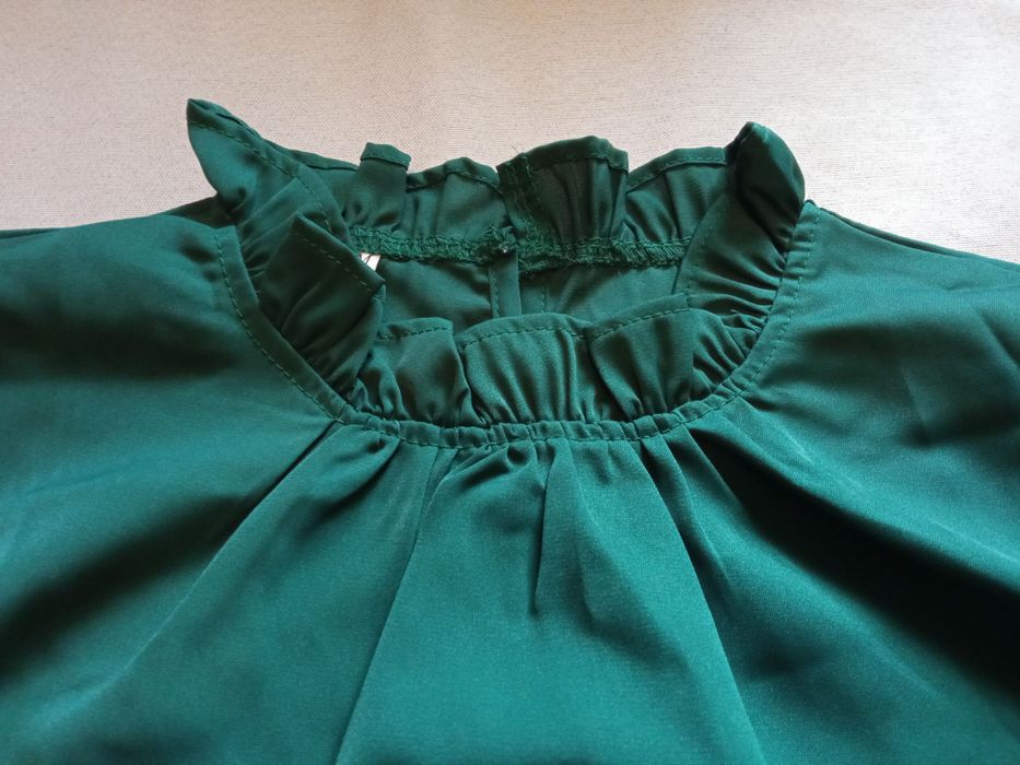 Elegancka bluzka damska butelkowa zieleń M